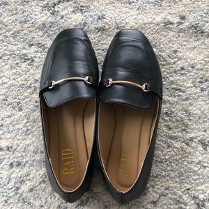 NWOT RAID Black Loafers